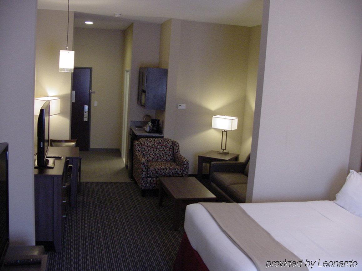 Holiday Inn Express & Suites Fredericksburg By Ihg Екстер'єр фото